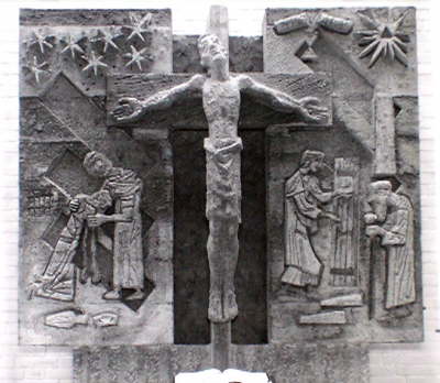 Detail des Altars in Ortbeton